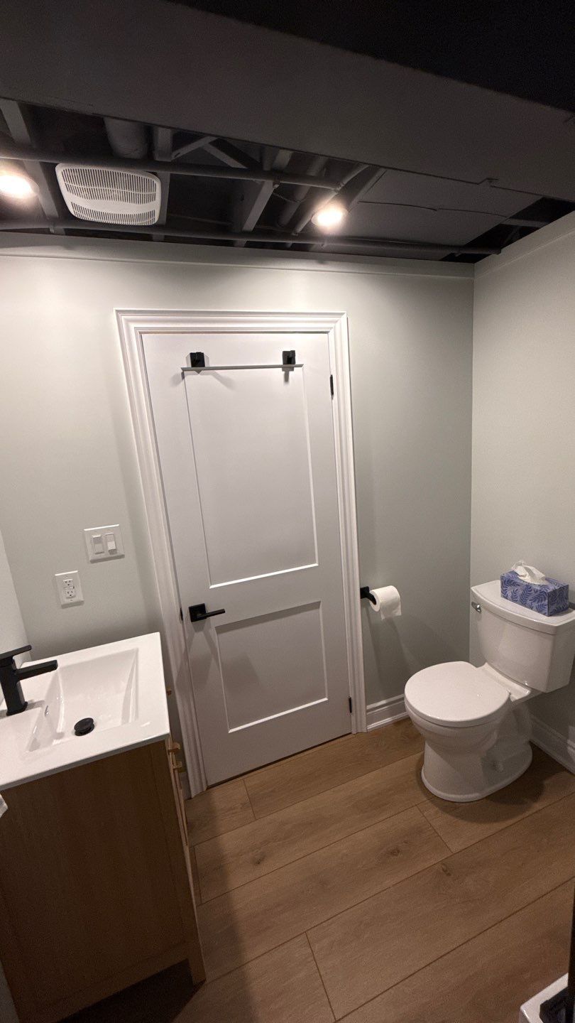 Finished whole home renovation, view 31