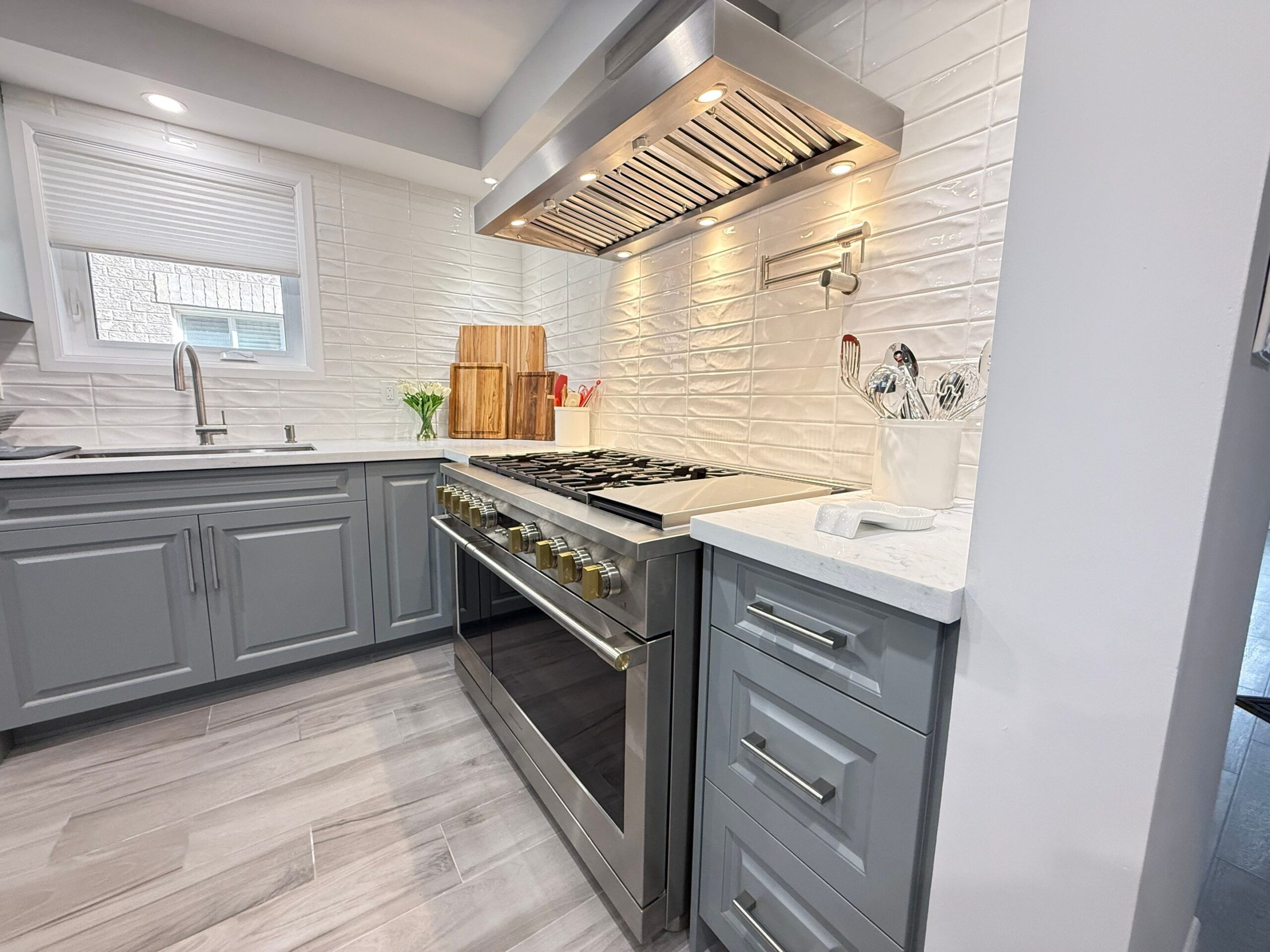 Gourmet Chef's Kitchen