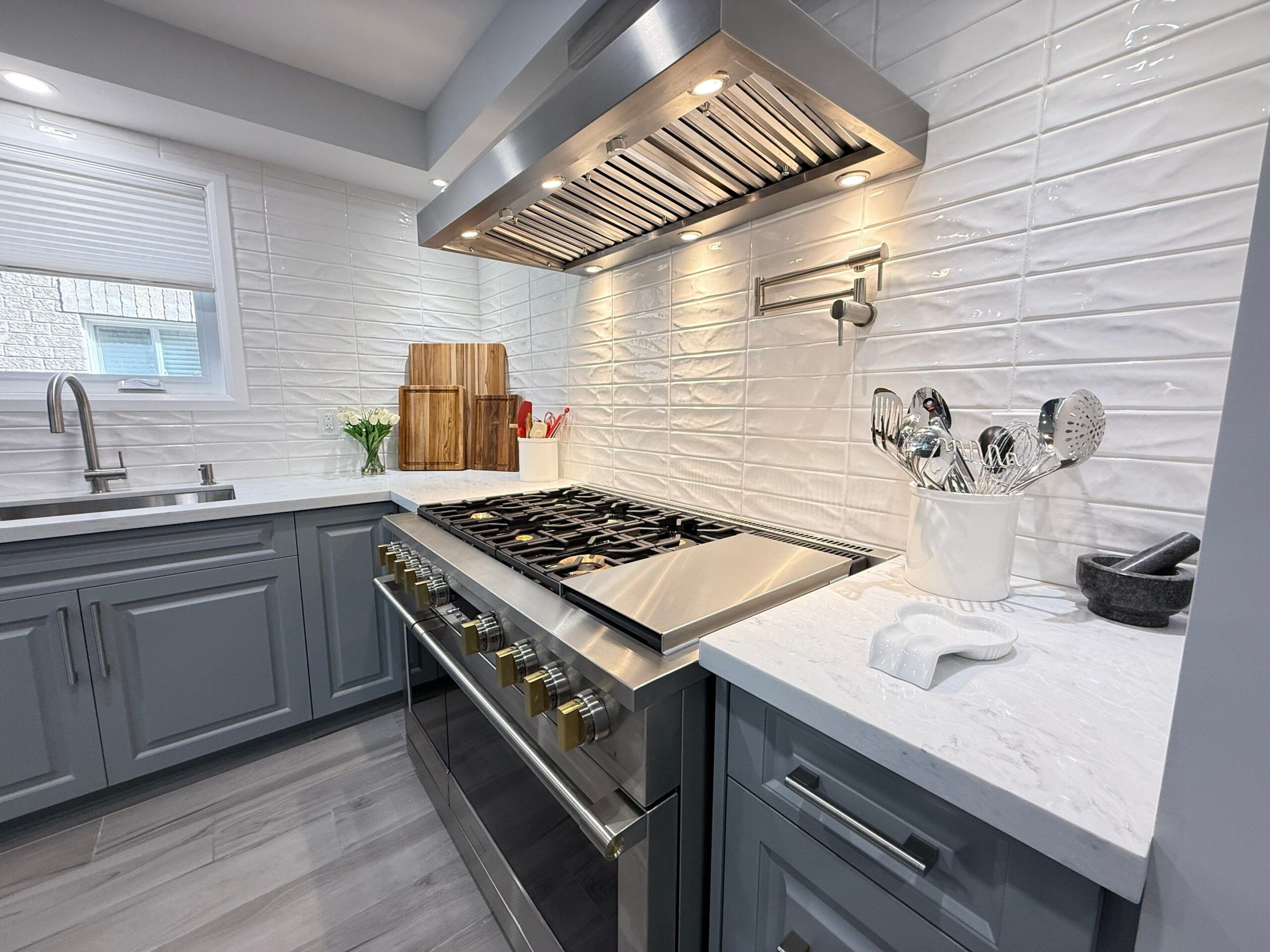 Finished kitchen, view 14