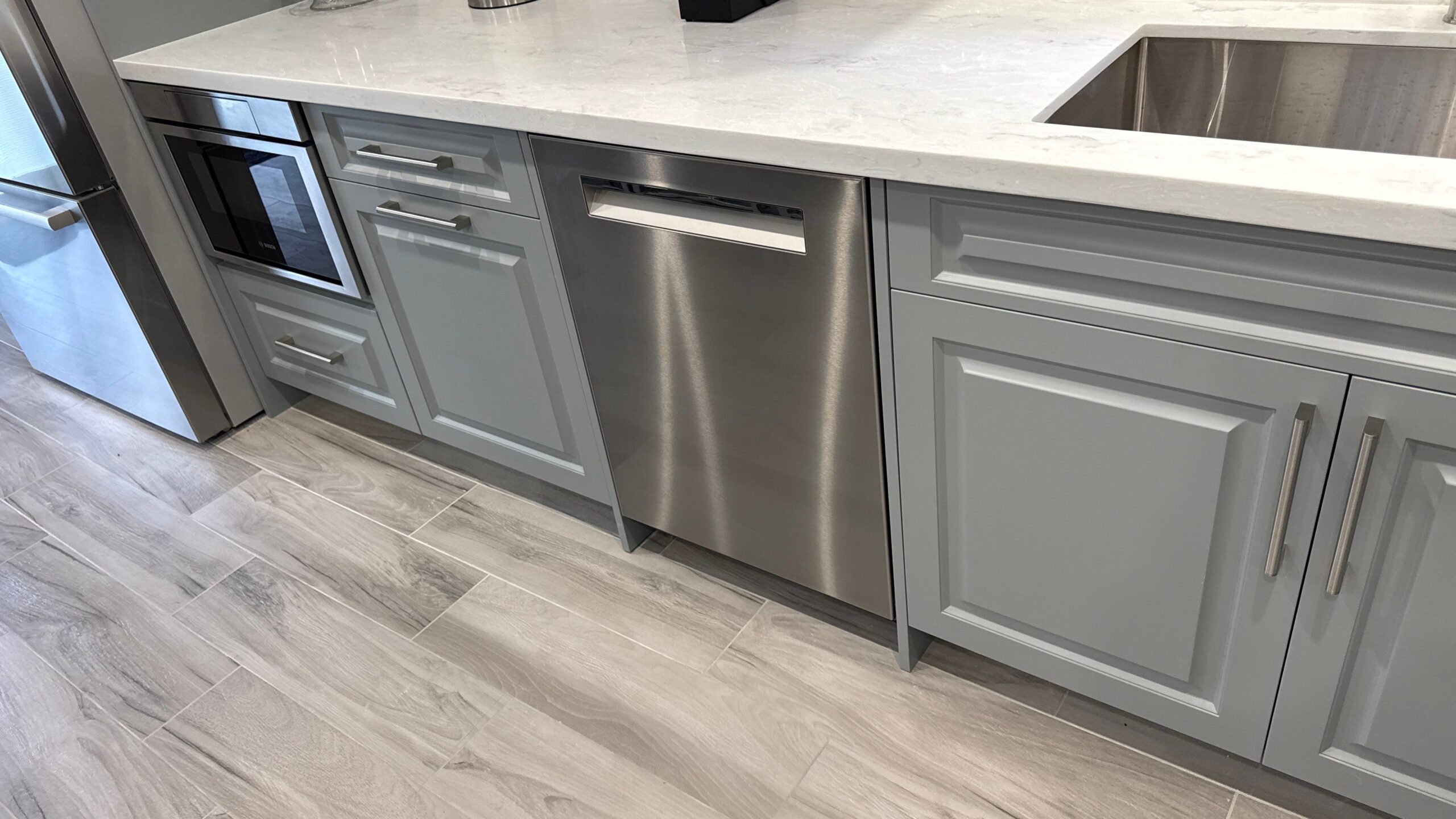Finished kitchen, view 9