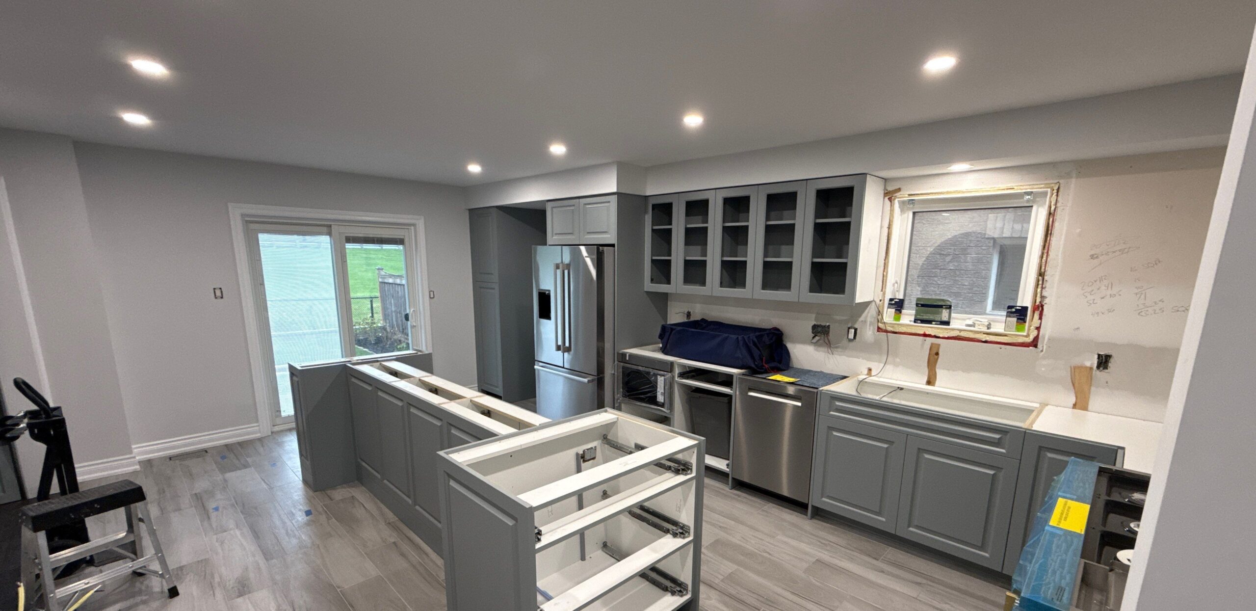 Tile installation stage, view 20